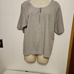 St .John"s Bay 2 X eX COND PIT TO PIT 24 LENGTH 24 1/2